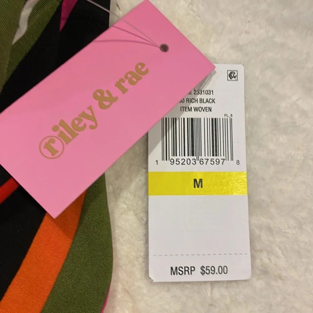 Riley & Rae - Picture 5 of 5